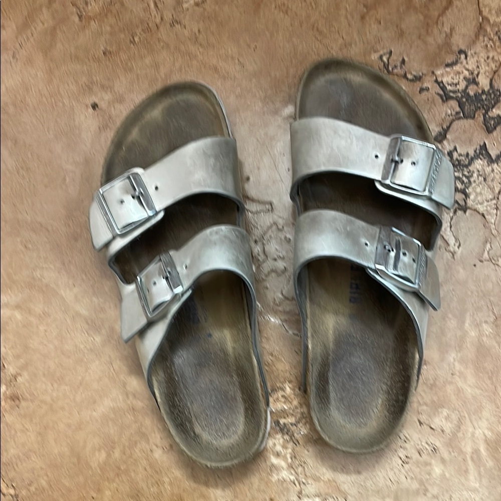 Birkenstocks Arizona sandal in silver